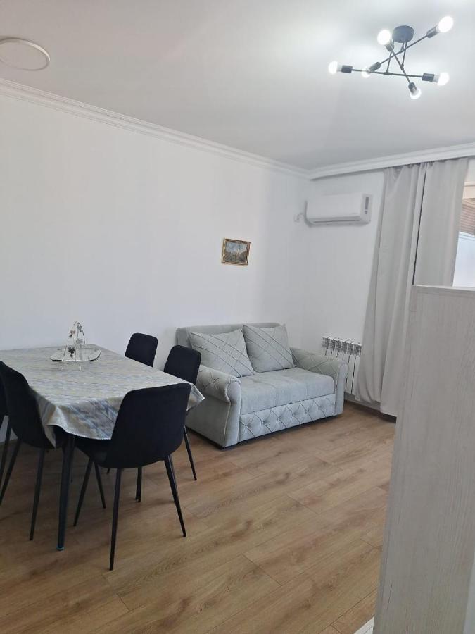 Tbilihome Апартаменти *